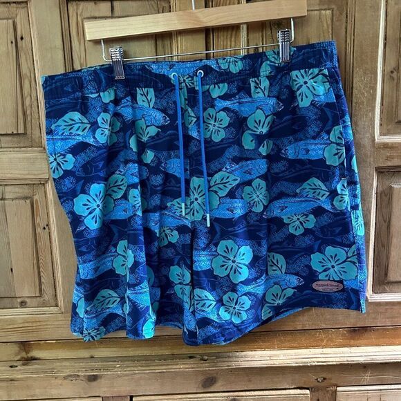 Mens Vineyard Vines XL Swim Trunks Board Shorts Blue Fish Tropical Flowers Liner - Picture 1 of 7